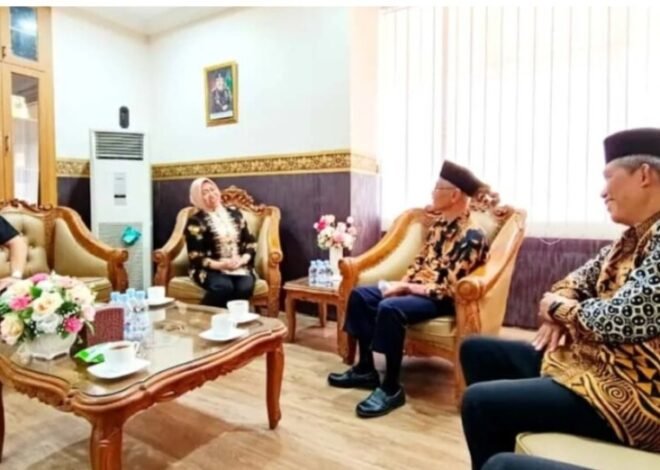 Ponpes Wali Barokah dan LDII Kota Kediri Audiensi dengan Kejari Bahas Program Jaksa Masuk Pesantren